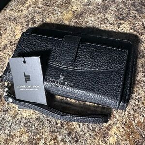 NWT - London Fog Black Felicity Phone Wallet/ Wristlet in Black